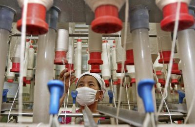 China's October Factory Growth Cools As Output Weakens